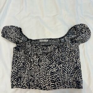 Stradivarius Black and Cream Patterned Blouse
